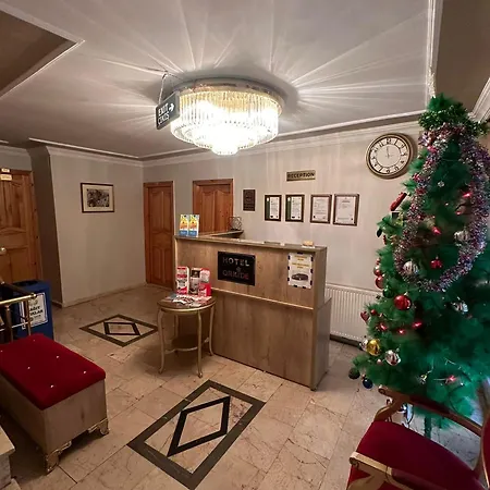 Hotel Orkide *
