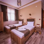 Orkide Hotel *