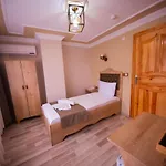 Orkide Hotel *