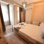 Hotel Orkide *