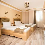 Orkide Hotel *